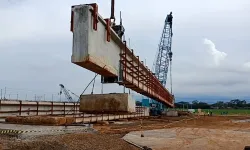 CHAS Activity On Site Lifting Girder lifting girder